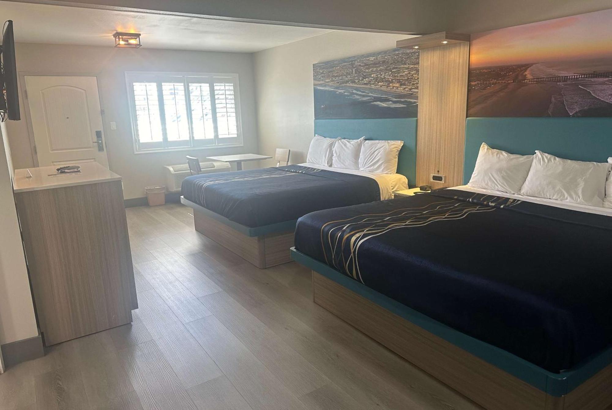 فندق Super 8 By Wyndham Oceanside Downtown المظهر الخارجي الصورة
